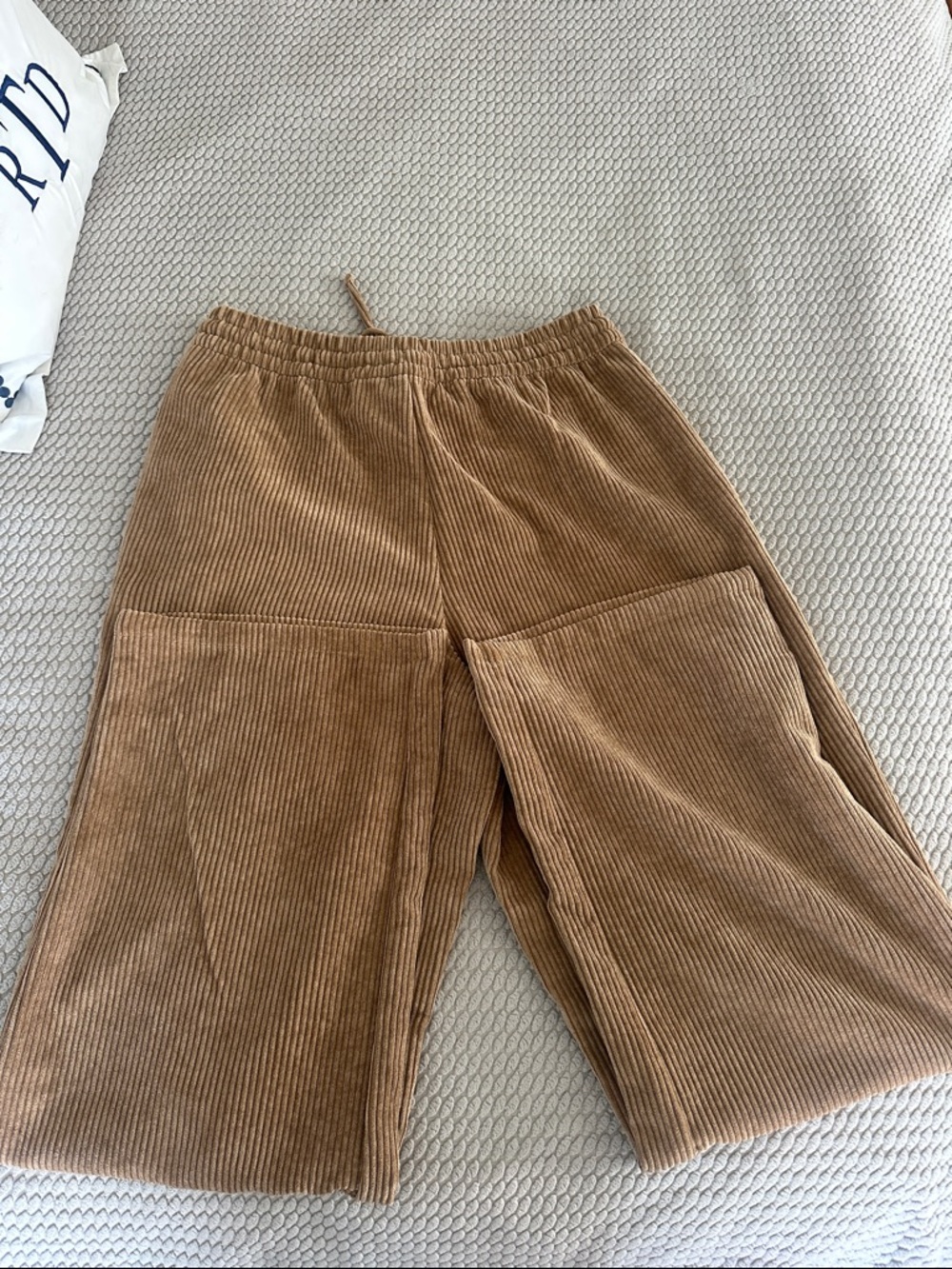 Like new Gap Corduroy Drawstring Waist Pants - Camel - Picture 6 of 6